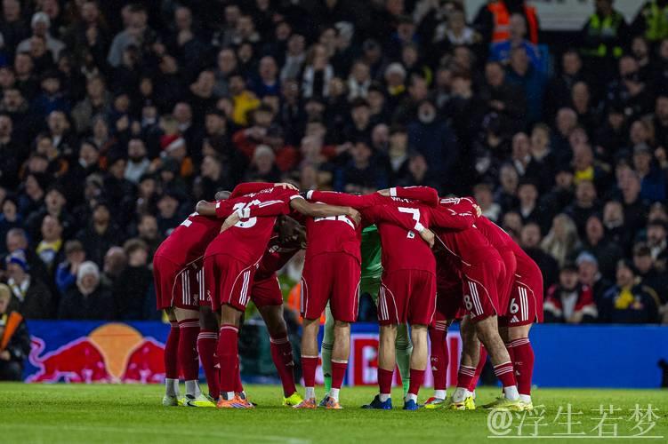 激烈半场对攻 利兹联战平利物浦